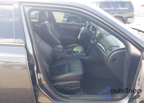 2016 Chrysler 300 300S Alloy Edition z USA, uszkodzony, nr VIN 2C3CCABG3GH324932